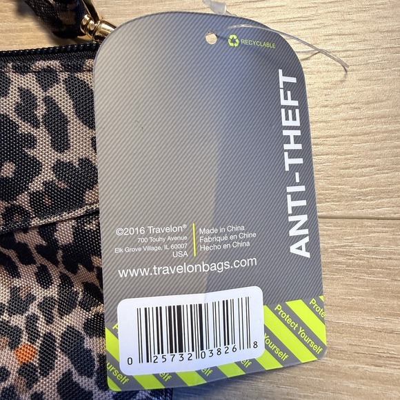 Travelon Women's Crossbody Bag Anti-Theft RFID Purse NWT Leopard Print - Picture 4 of 11